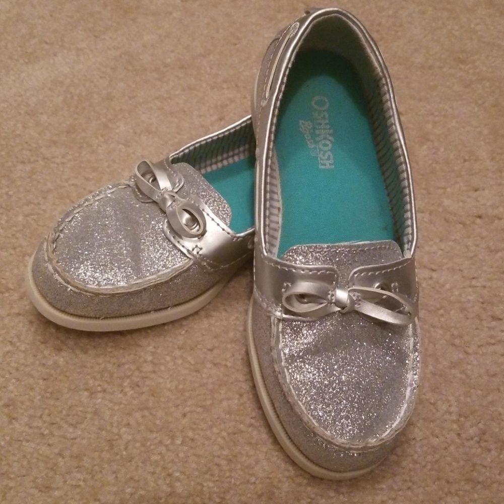 Girls Oshkosh shoes